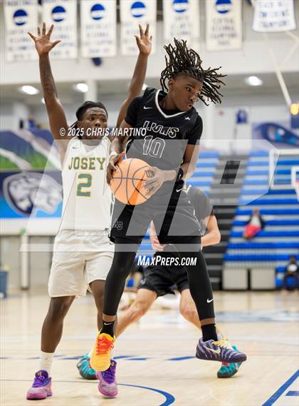 Thumbnail 3 in Josey vs. Augusta Christian (100 Black Men of Augusta Thanksgiving Classic) photogallery.