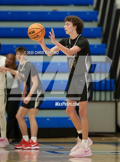 Thumbnail 3 in Josey vs. Augusta Christian (100 Black Men of Augusta Thanksgiving Classic) photogallery.