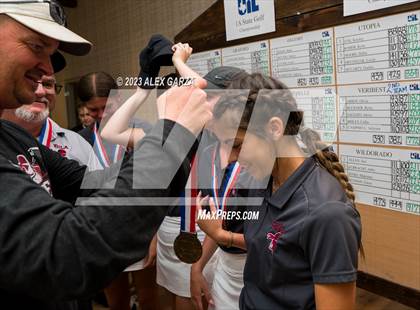 Thumbnail 3 in UIL 1A Golf Finals (Awards) photogallery.
