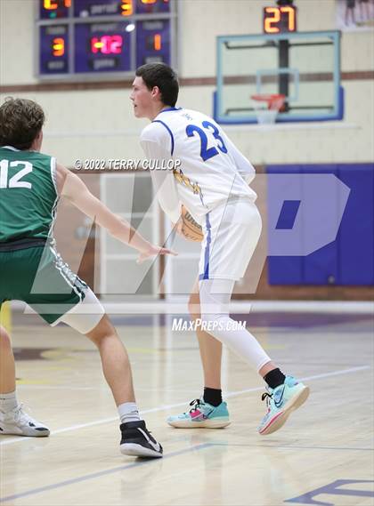 Thumbnail 3 in Olympus @ Taylorsville photogallery.