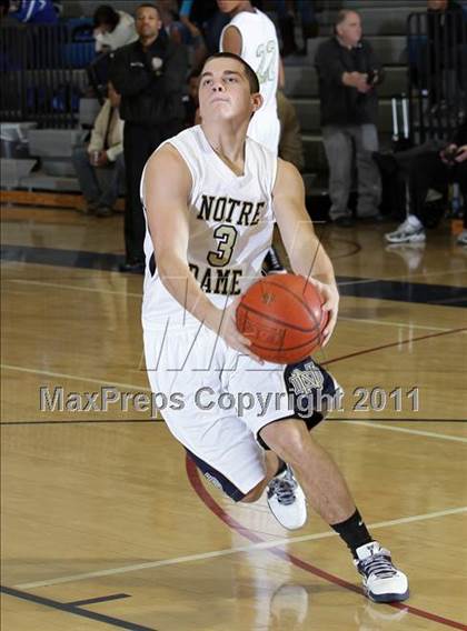 Thumbnail 2 in Notre Dame vs. Agoura (Burbank Tip-off Classic Final) photogallery.