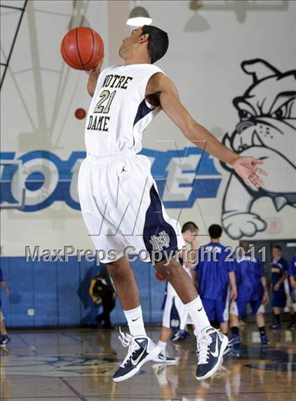 Thumbnail 1 in Notre Dame vs. Agoura (Burbank Tip-off Classic Final) photogallery.
