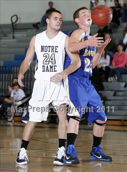 Thumbnail 2 in Notre Dame vs. Agoura (Burbank Tip-off Classic Final) photogallery.
