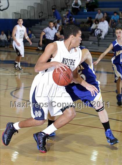 Thumbnail 2 in Notre Dame vs. Agoura (Burbank Tip-off Classic Final) photogallery.