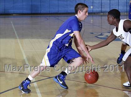 Thumbnail 3 in Notre Dame vs. Agoura (Burbank Tip-off Classic Final) photogallery.