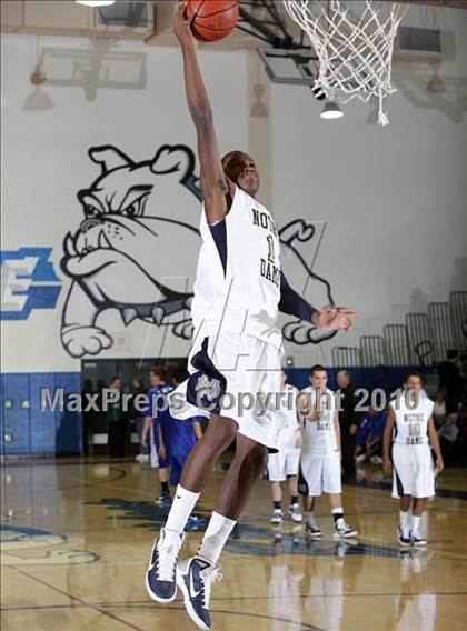 Thumbnail 1 in Notre Dame vs. Agoura (Burbank Tip-off Classic Final) photogallery.