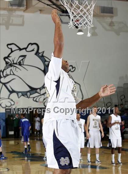 Thumbnail 3 in Notre Dame vs. Agoura (Burbank Tip-off Classic Final) photogallery.