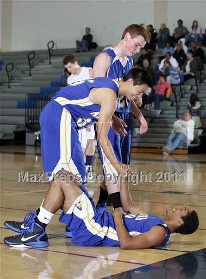Thumbnail 1 in Notre Dame vs. Agoura (Burbank Tip-off Classic Final) photogallery.