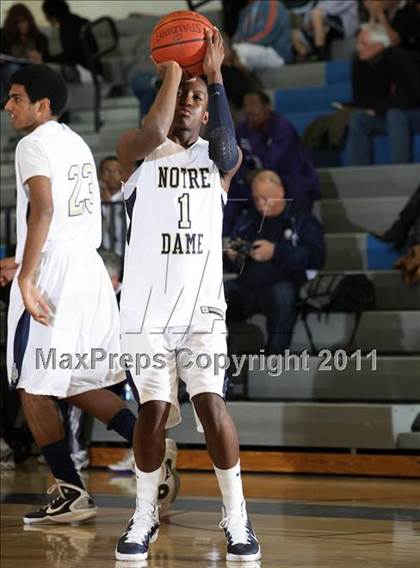 Thumbnail 1 in Notre Dame vs. Agoura (Burbank Tip-off Classic Final) photogallery.
