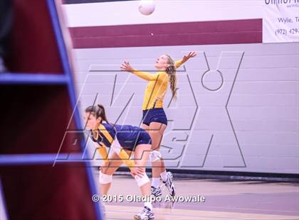 Thumbnail 1 in McKinney @ Wylie photogallery.