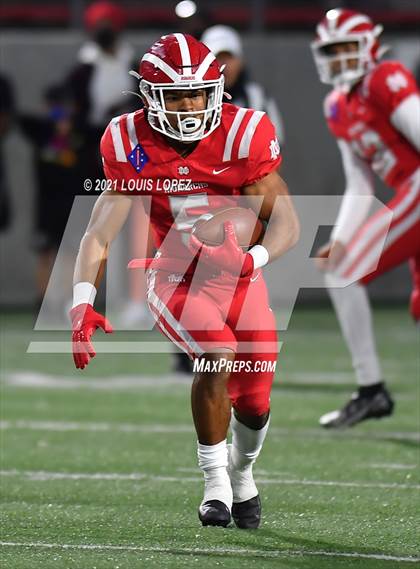 Thumbnail 2 in Mater Dei @ Servite photogallery.