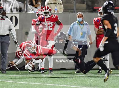 Thumbnail 2 in Mater Dei @ Servite photogallery.