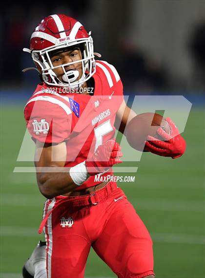 Thumbnail 2 in Mater Dei @ Servite photogallery.