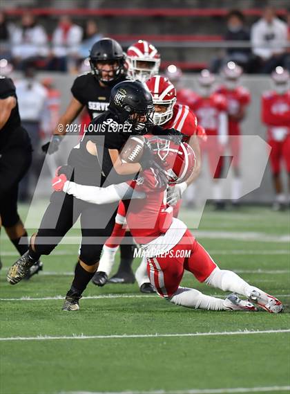 Thumbnail 2 in Mater Dei @ Servite photogallery.