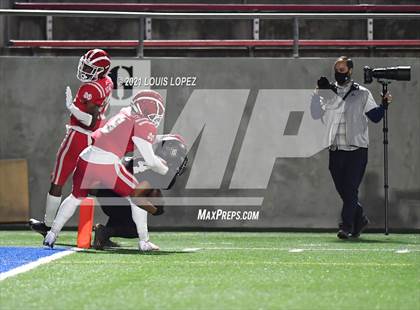Thumbnail 1 in Mater Dei @ Servite photogallery.