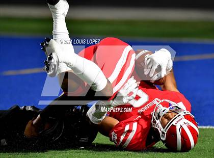 Thumbnail 3 in Mater Dei @ Servite photogallery.