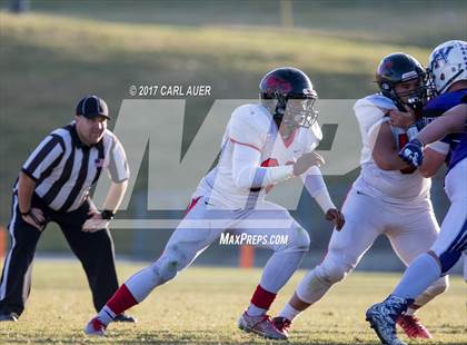 Thumbnail 2 in Eaglecrest @ Arvada West photogallery.