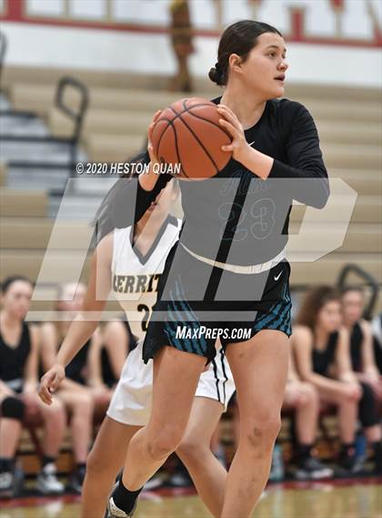 Thumbnail 2 in Aliso Niguel vs. Cerritos (Matson Classic) photogallery.