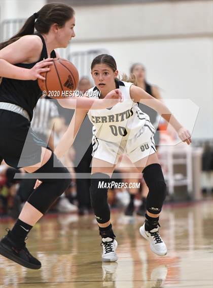 Thumbnail 3 in Aliso Niguel vs. Cerritos (Matson Classic) photogallery.
