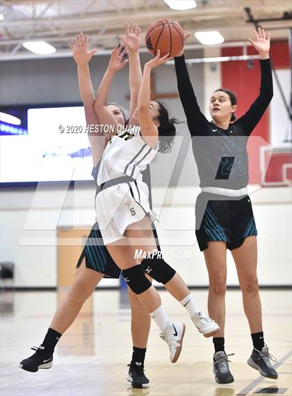 Thumbnail 2 in Aliso Niguel vs. Cerritos (Matson Classic) photogallery.