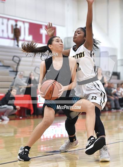 Thumbnail 2 in Aliso Niguel vs. Cerritos (Matson Classic) photogallery.