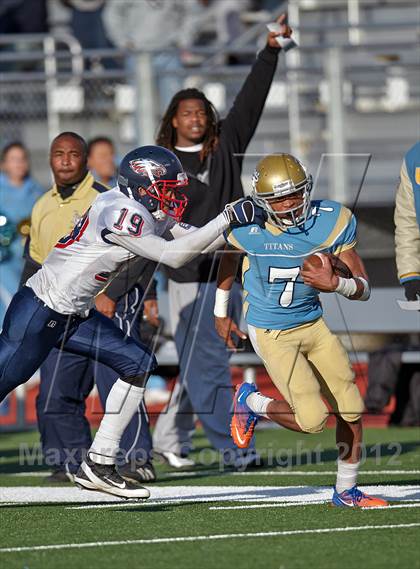 Thumbnail 1 in Pleasant Grove vs. Burbank (CIF SJS D1 Playoffs) photogallery.