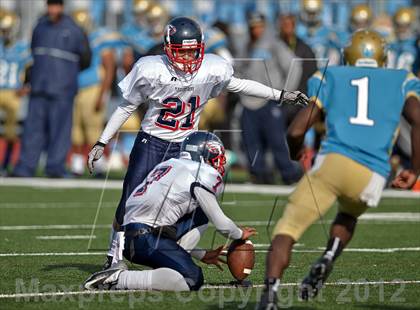 Thumbnail 2 in Pleasant Grove vs. Burbank (CIF SJS D1 Playoffs) photogallery.