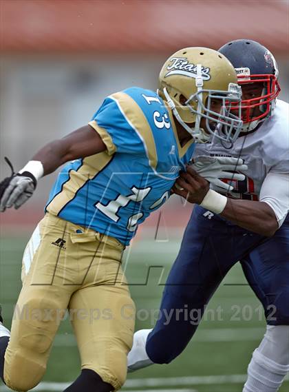 Thumbnail 3 in Pleasant Grove vs. Burbank (CIF SJS D1 Playoffs) photogallery.