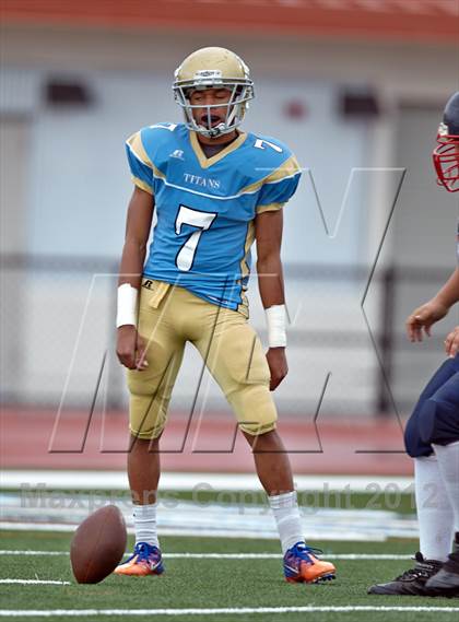 Thumbnail 3 in Pleasant Grove vs. Burbank (CIF SJS D1 Playoffs) photogallery.