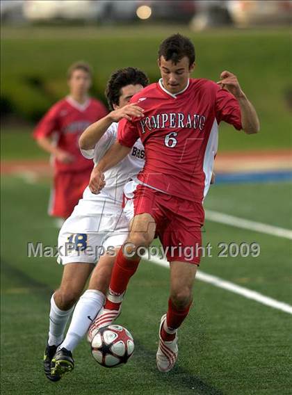 Thumbnail 3 in Brookfield vs Pomperaug (SWC Quarterfinals) photogallery.
