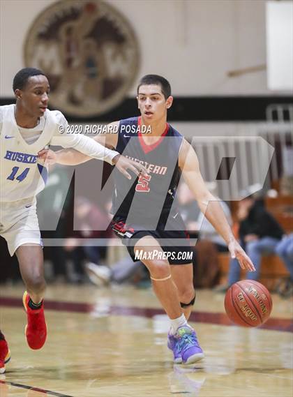 Thumbnail 1 in Tulare Western vs. Hanford West (Polly Wilhelmsen Invitational) photogallery.