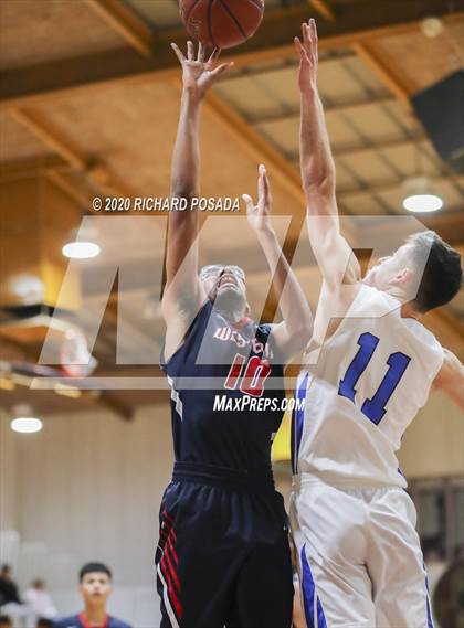 Thumbnail 1 in Tulare Western vs. Hanford West (Polly Wilhelmsen Invitational) photogallery.