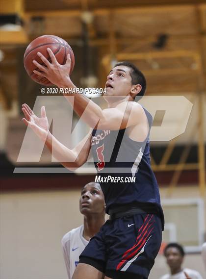Thumbnail 2 in Tulare Western vs. Hanford West (Polly Wilhelmsen Invitational) photogallery.