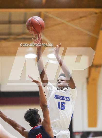 Thumbnail 3 in Tulare Western vs. Hanford West (Polly Wilhelmsen Invitational) photogallery.