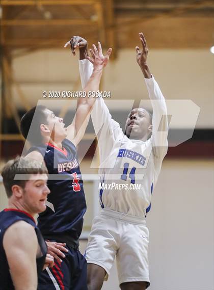 Thumbnail 2 in Tulare Western vs. Hanford West (Polly Wilhelmsen Invitational) photogallery.