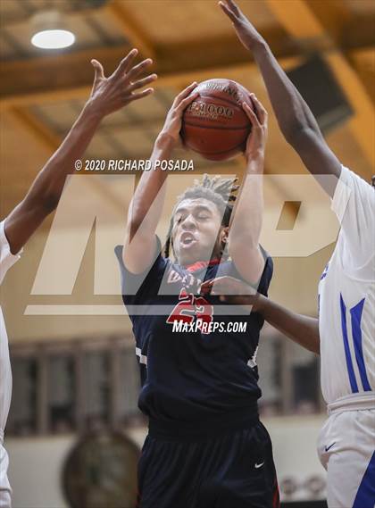 Thumbnail 1 in Tulare Western vs. Hanford West (Polly Wilhelmsen Invitational) photogallery.