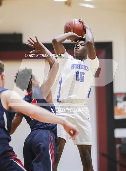 Thumbnail 2 in Tulare Western vs. Hanford West (Polly Wilhelmsen Invitational) photogallery.