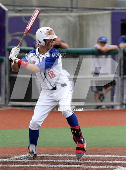 Thumbnail 2 in Thomas More Prep-Marian vs. Wellsville (KSHSAA 3A Quarterfinal) photogallery.