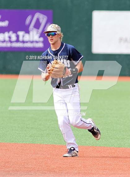 Thumbnail 2 in Thomas More Prep-Marian vs. Wellsville (KSHSAA 3A Quarterfinal) photogallery.