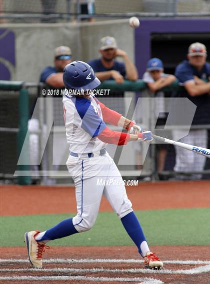 Thumbnail 2 in Thomas More Prep-Marian vs. Wellsville (KSHSAA 3A Quarterfinal) photogallery.