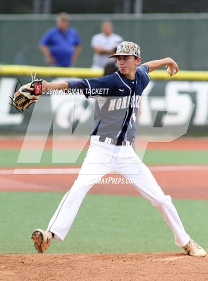 Thumbnail 2 in Thomas More Prep-Marian vs. Wellsville (KSHSAA 3A Quarterfinal) photogallery.