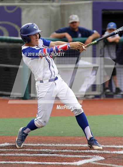 Thumbnail 1 in Thomas More Prep-Marian vs. Wellsville (KSHSAA 3A Quarterfinal) photogallery.