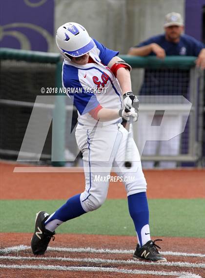 Thumbnail 2 in Thomas More Prep-Marian vs. Wellsville (KSHSAA 3A Quarterfinal) photogallery.