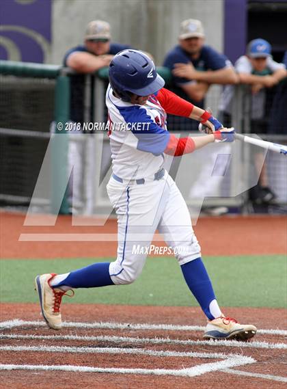 Thumbnail 2 in Thomas More Prep-Marian vs. Wellsville (KSHSAA 3A Quarterfinal) photogallery.