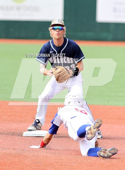 Thumbnail 1 in Thomas More Prep-Marian vs. Wellsville (KSHSAA 3A Quarterfinal) photogallery.