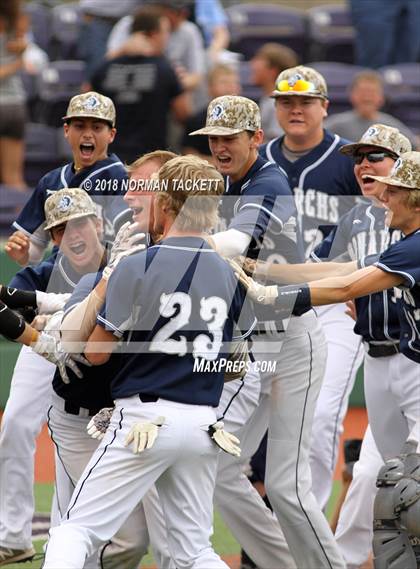 Thumbnail 3 in Thomas More Prep-Marian vs. Wellsville (KSHSAA 3A Quarterfinal) photogallery.