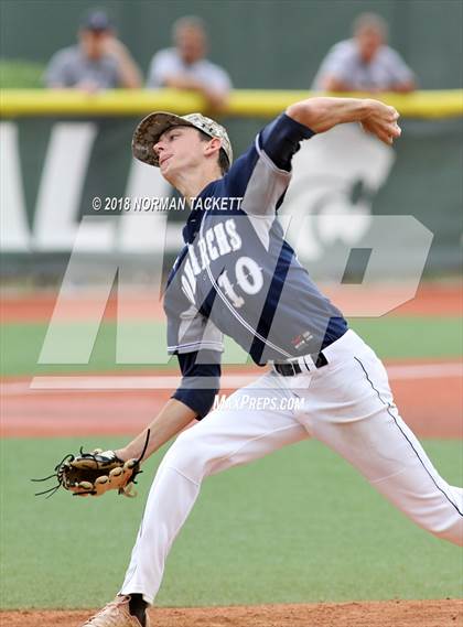 Thumbnail 2 in Thomas More Prep-Marian vs. Wellsville (KSHSAA 3A Quarterfinal) photogallery.