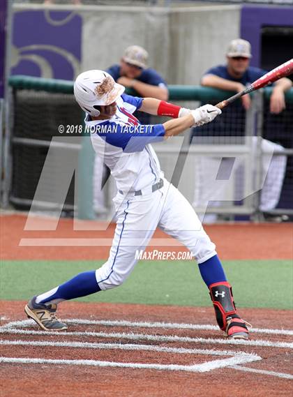 Thumbnail 2 in Thomas More Prep-Marian vs. Wellsville (KSHSAA 3A Quarterfinal) photogallery.