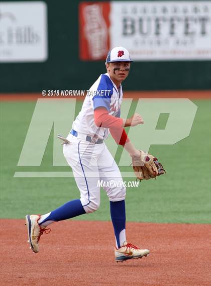 Thumbnail 3 in Thomas More Prep-Marian vs. Wellsville (KSHSAA 3A Quarterfinal) photogallery.