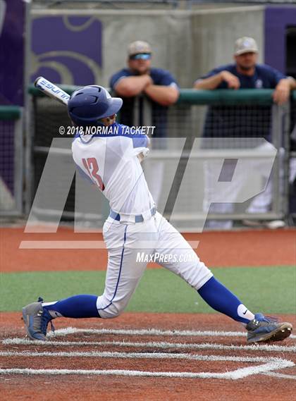 Thumbnail 2 in Thomas More Prep-Marian vs. Wellsville (KSHSAA 3A Quarterfinal) photogallery.
